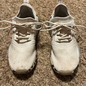 Adidas Size 6.5 women’s shoes